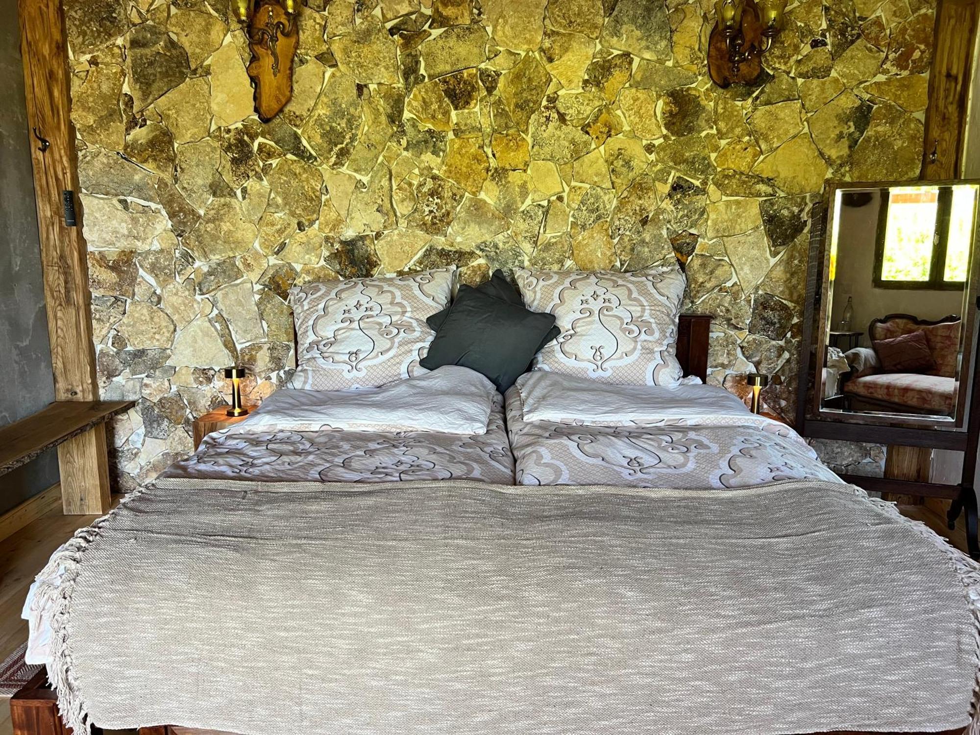 Les Magnels Bed and Breakfast Valleraugue Exteriör bild