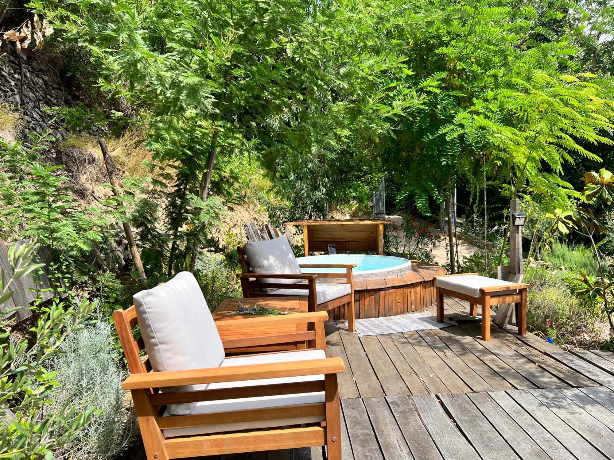 Les Magnels Bed and Breakfast Valleraugue Rum bild
