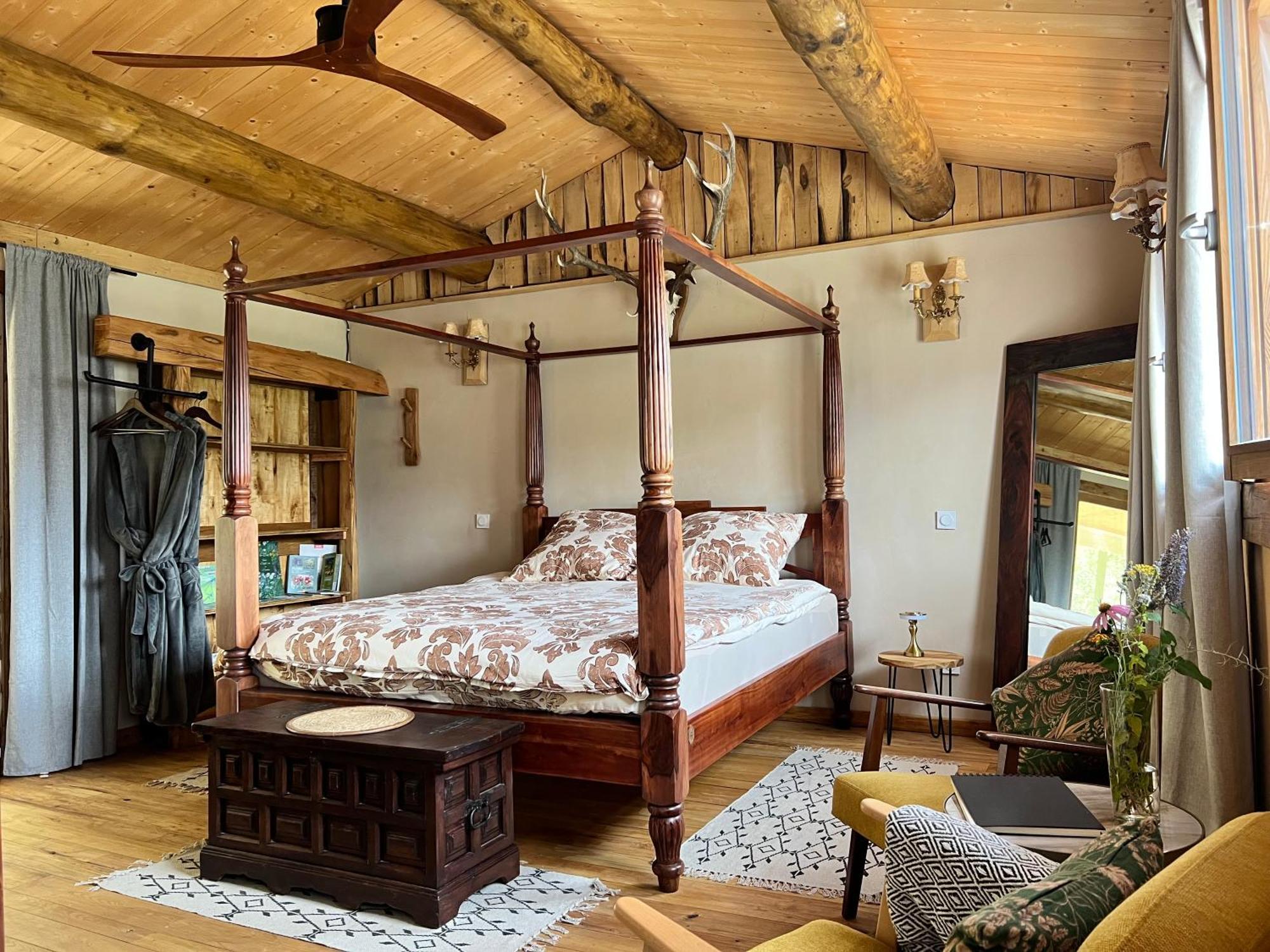Les Magnels Bed and Breakfast Valleraugue Exteriör bild